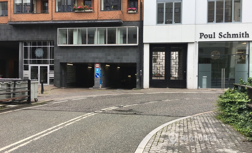 Parkering Åboulevarden 47 8000 Aarhus C