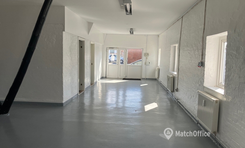 225 m² Warehouse storage rental in Fredericia, Nordre Ringvej 11 (7000) - 1 | MatchOffice