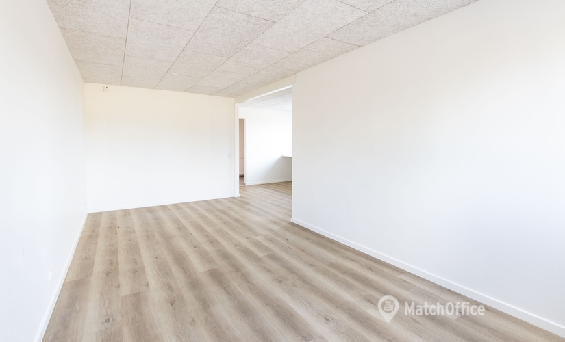 Office Bakken 5 7120 Vejle Ost