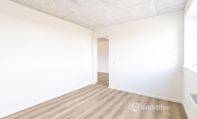 Office Bakken 5 7120 Vejle Ost