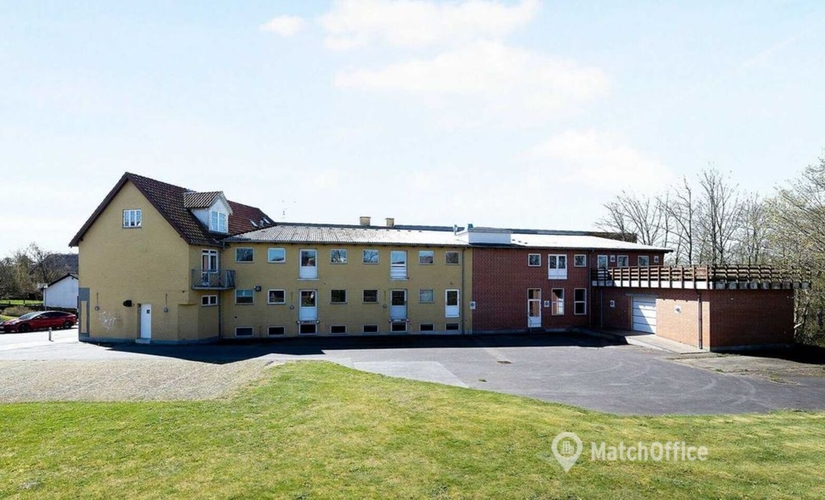 Kontor til leje på Nørrebro 3, 9881 Bindslev - 1094 m² | Foto 1 - Lokalebasen