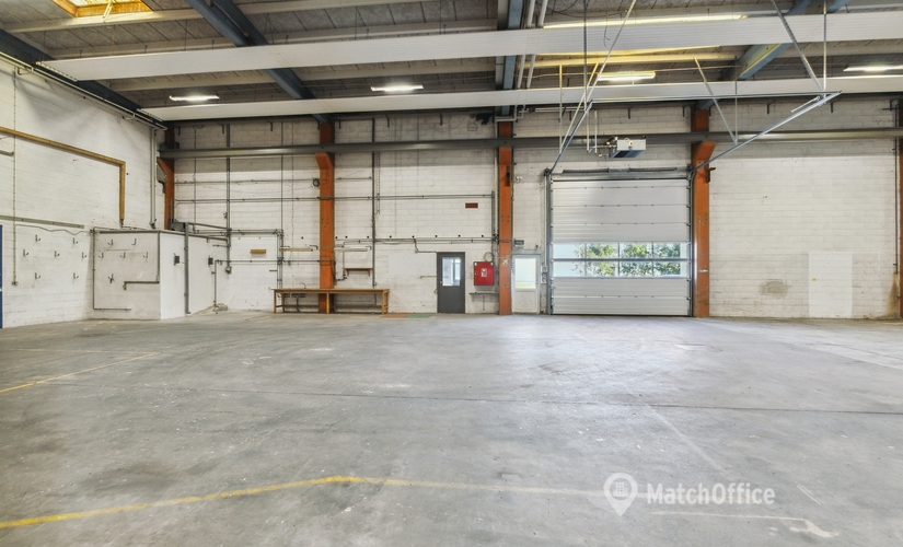 717 m² Warehouse space for rent in Vojens, Aage Grams Vej 1 (6500) - 1 | MatchOffice.com