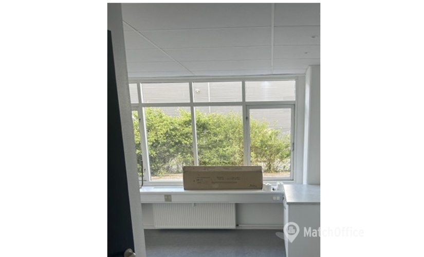 254 m² Warehouse space rental in Albertslund, Værkstedsgården 16 (2620) - 1 | MatchOffice.com
