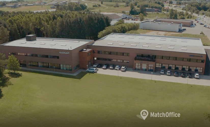 Kontor til leje på Gammel Sellingvej 1, 8370 Hadsten - 555 m² | Foto 1 - Lokalebasen.dk