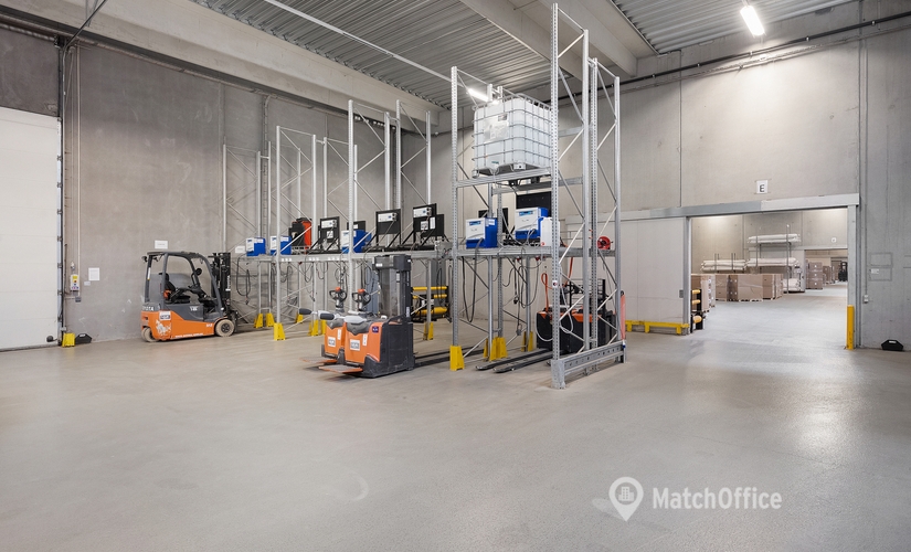 49200 m² Warehouse up for rent in Horsens, Egeskovvej 4 (8700) - 1 | MatchOffice.com