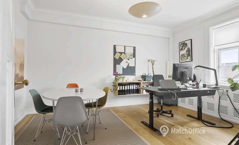 Office Sankt Mathias Gade 19b 8800 Viborg