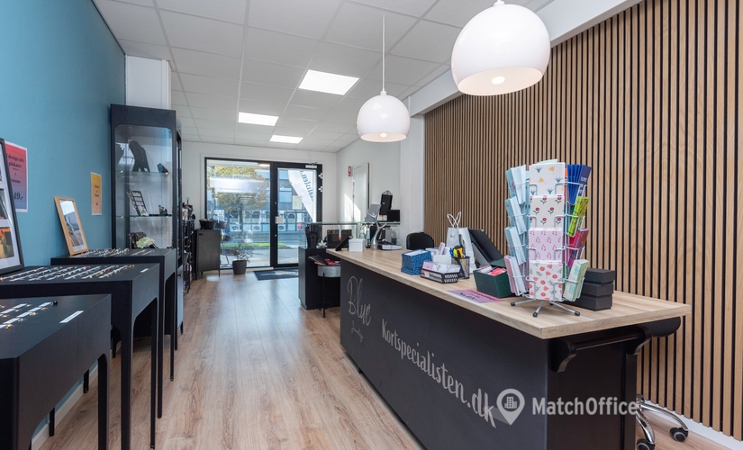 Butik til leje på Hovedgaden 512B, 2640 Hedehusene - 174 m² | Foto 1 - Lokalebasen.dk