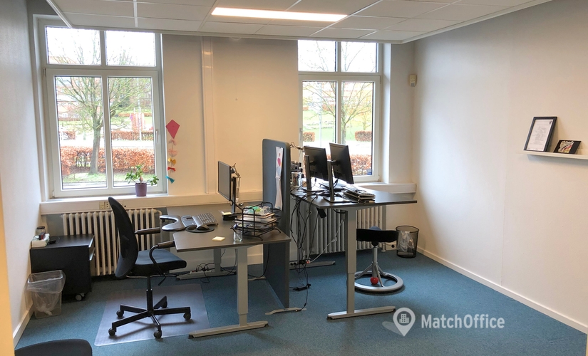 Office Toldbodgade  8 4700 Naestved