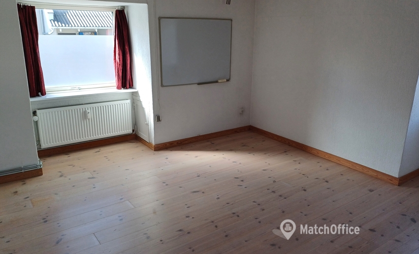 Kontor til leje på Hovedgaden 16, 8410 Rønde - 139 m² | Foto 3 - Lokalebasen.dk
