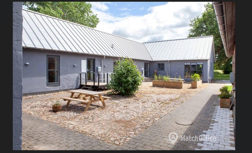 Kontor til leje på Ny Lufthavnsvej 21, 8560 Kolind - 43 m² | Foto 0 - Lokalebasen.dk