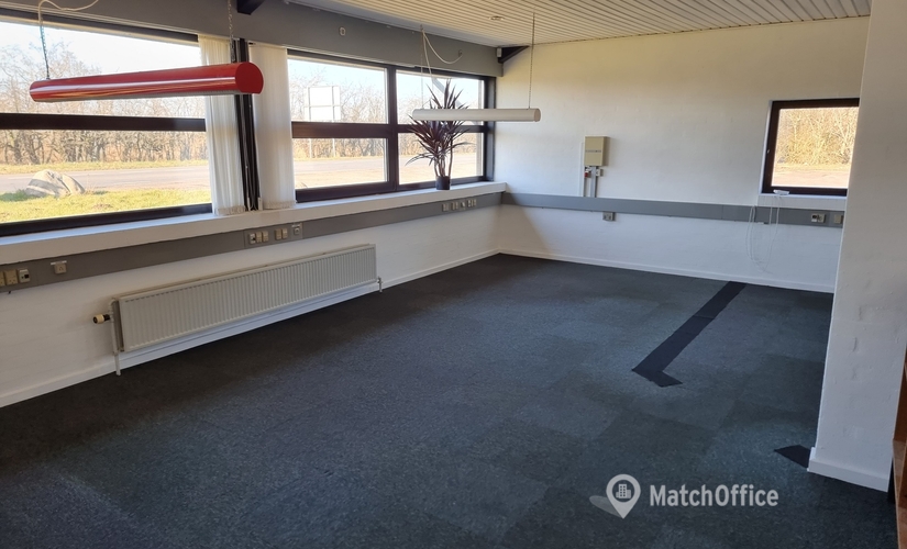 915 m² Commercial warehouse for rent in Jerslev Sjaelland, Tissøvej 39 (4490) - 1 | MatchOffice