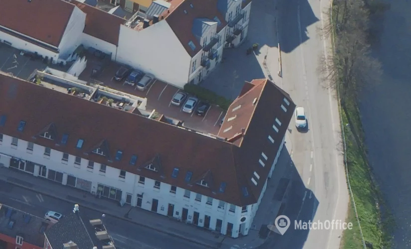 Office Slotsgade 63G 3400 Hillerod