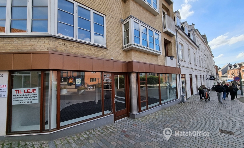 262 m² Commercial shop for rent in Viborg, Gravene 22 (8800) - 1 | MatchOffice.com