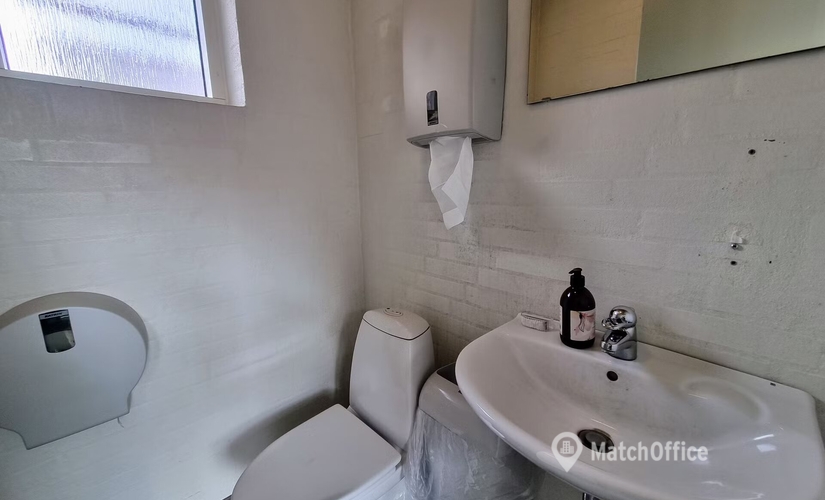 102 m² Warehouse up for rent in Viborg, Nellikevej 5 (8800) - 2 | MatchOffice.com