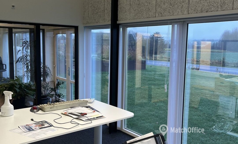 Office Samsøvej 22 8382 Hinnerup