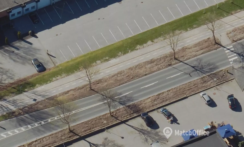 805 m² Commercial shop for rent in Ikast, Industrivej 3 (7430) - 1 | MatchOffice.com