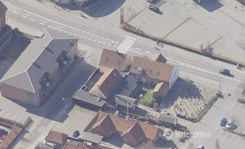 319 m² Commercial shop for rent in Varde, Østervold 28 (6800) - 0 | MatchOffice.com