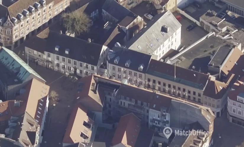 263 m² Warehouse for rent in Randers C, Kirkegade 1 (8900) - 1 | MatchOffice.com