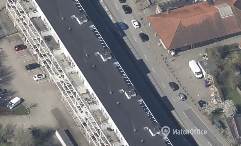 Office Ryhavevej 8, 1. 8210 Aarhus V