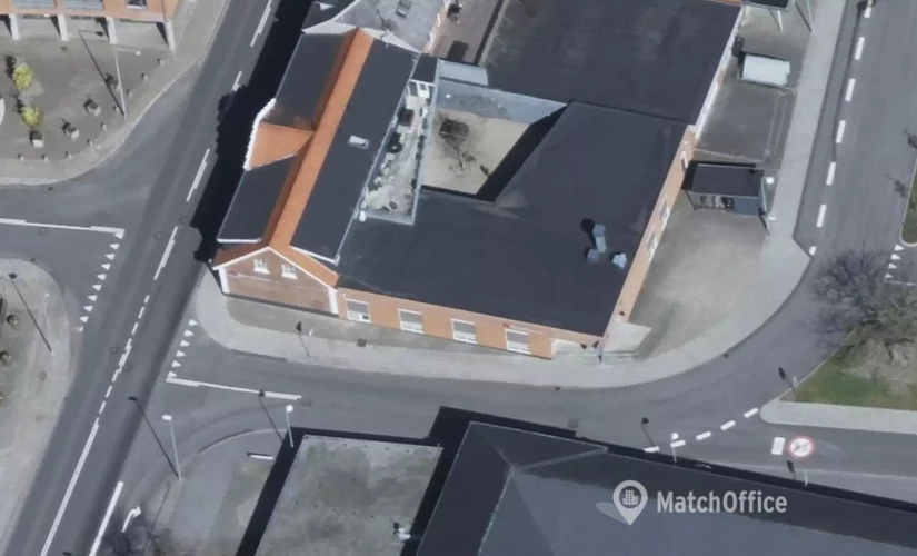 349 m² Commercial shop for rent in Aulum, Kirkegade 4 (7490) - 0 | MatchOffice.com