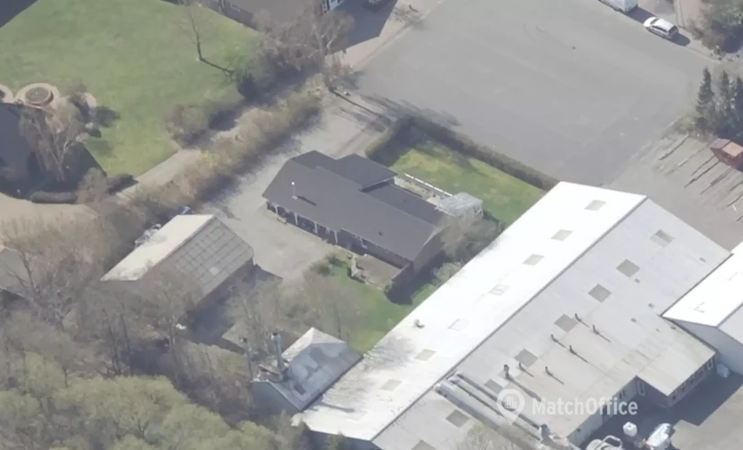 Lager / produktion Håndværkervej 15+15B 8643 Ans By