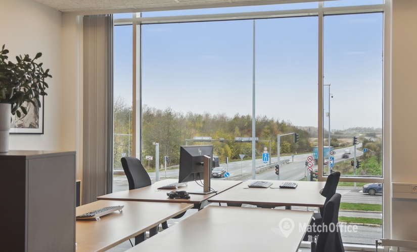 Kontor til leje på Sletvej 68, 8361 Hasselager - 1115 m² | Foto 1 - Lokalebasen.dk