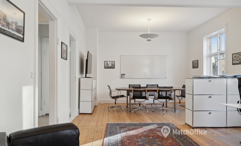 Office Marievej 2, 1. th 2900 Hellerup
