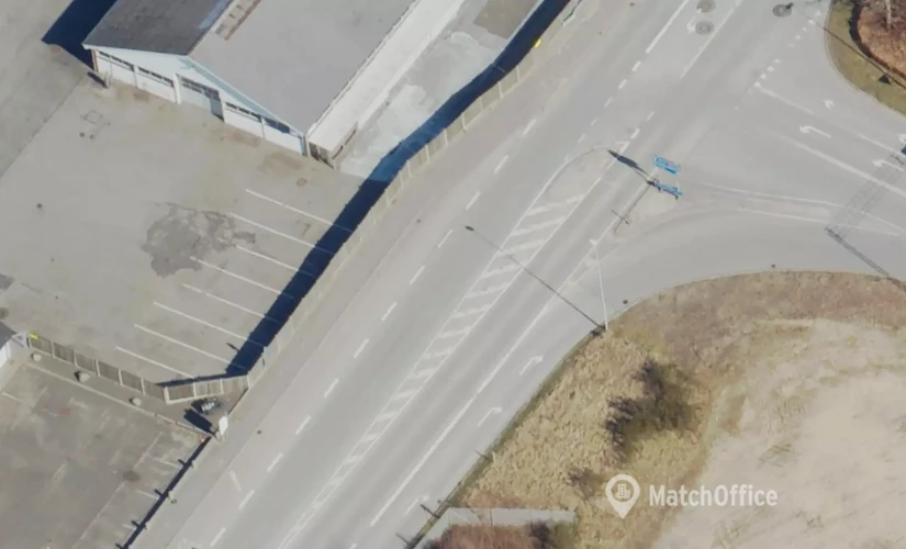 Kontor til leje på Kærvej 1, 7400 Herning - 806 m² | Foto 0 - Lokalebasen