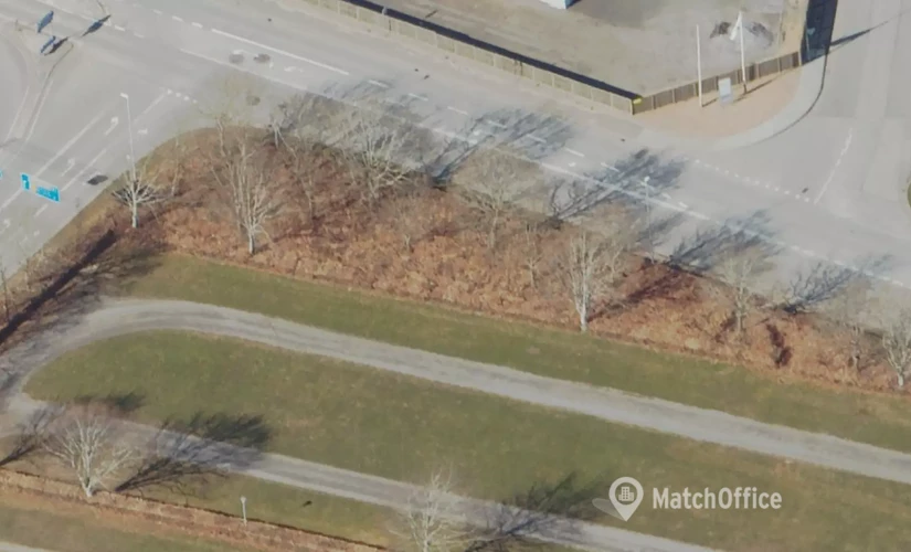 Kontor til leje på Kærvej 1, 7400 Herning - 806 m² | Foto 0 - Lokalebasen