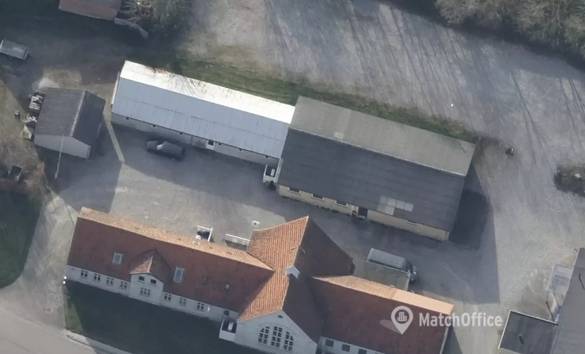Lager / produktion Sønderbakken 6 7130 Juelsminde