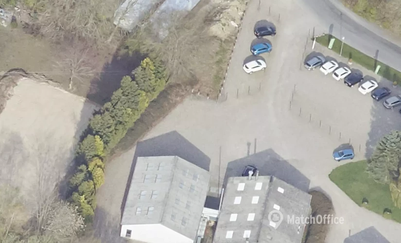 Lager / produktion Glasvænget 17 5492 Vissenbjerg