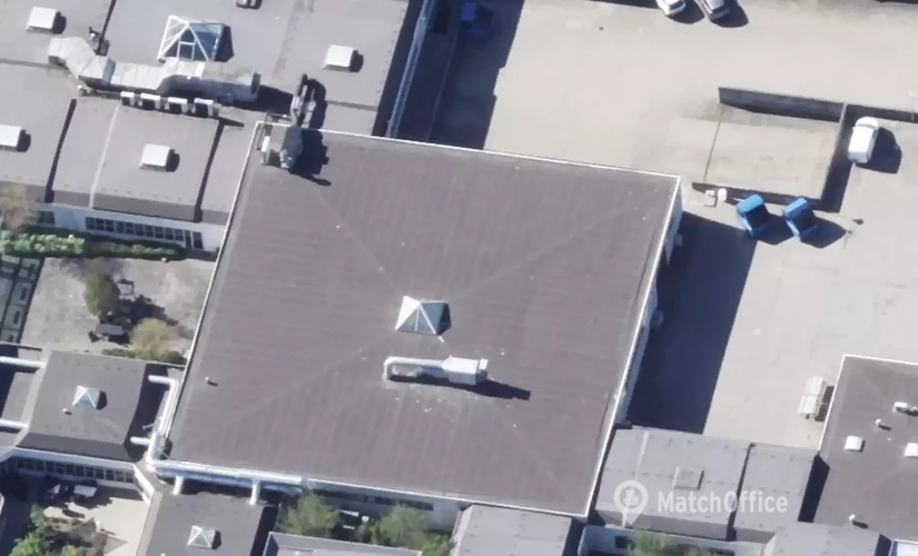 Kontor til leje på Lille Tornbjerg Vej 30, 5220 Odense SØ - 2491 m² | Foto 1 - Lokalebasen