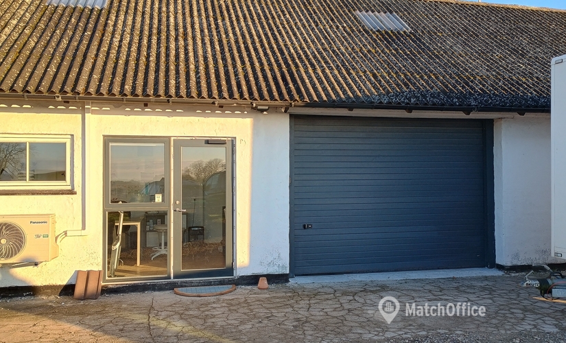Office Fløjterupvej 8 4030 Greve
