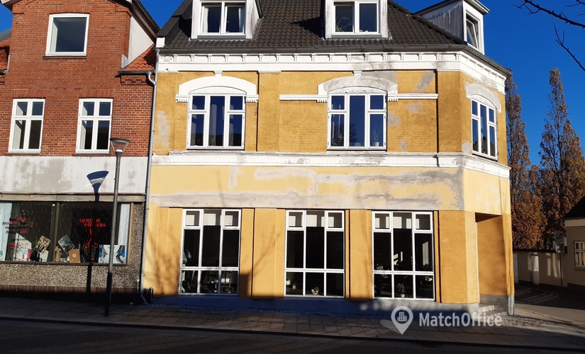 103 m² Commercial shop for rent in Glamsbjerg, Skolevej 1 (5620) - 1 | MatchOffice