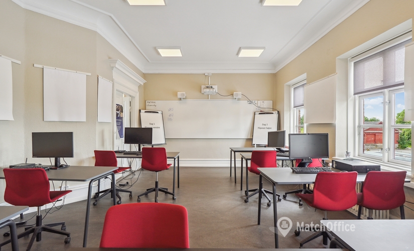 Kontor til leje på Hårlev Stationsvej 2, 4652 Hårlev - 300 m² | Foto 1 - Lokalebasen