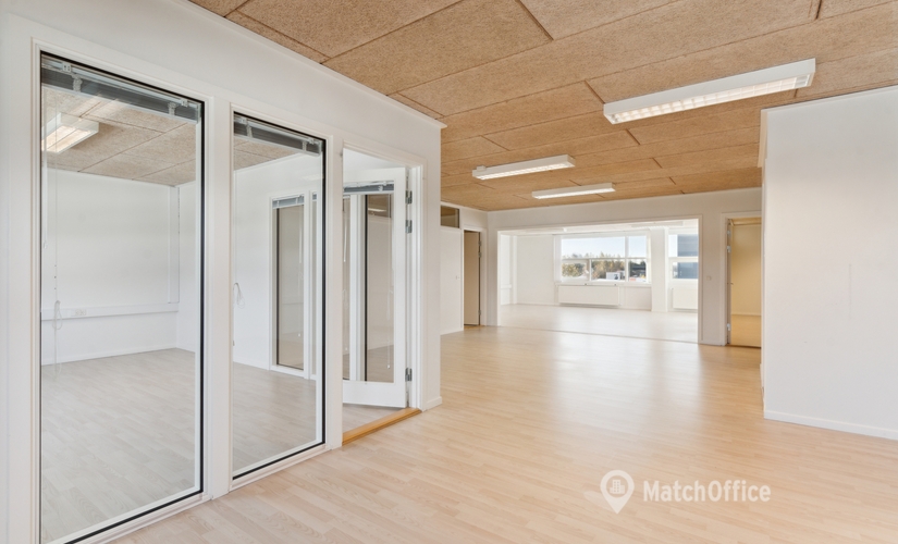 Office Agerhatten 27B, indgang 4, 1. th. 5220 Odense SO