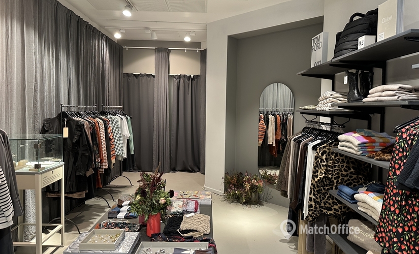 202 m² Store for rent in Hillerod, Slotsgade 8 (3400) - 1 | MatchOffice