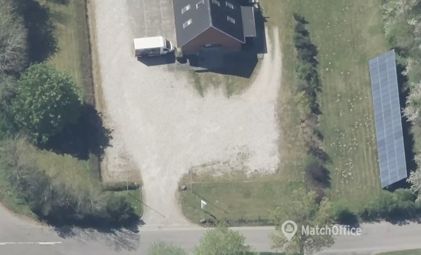 Lager / produktion Høsten Teglværksvej 98 4690 Haslev