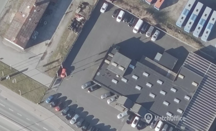 Lager / produktion Grenåvej 23 8960 Randers SØ