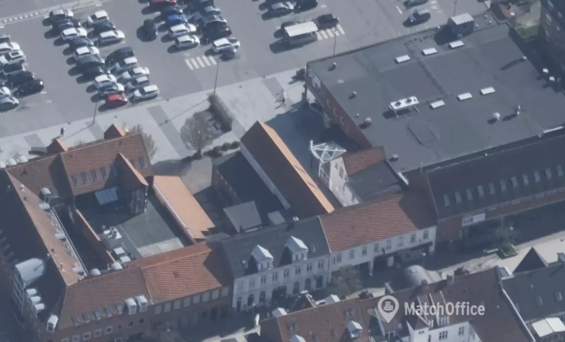 240 m² Commercial shop for rent in Struer, Markedsgyden 1 st. (7600) - 1 | MatchOffice.com