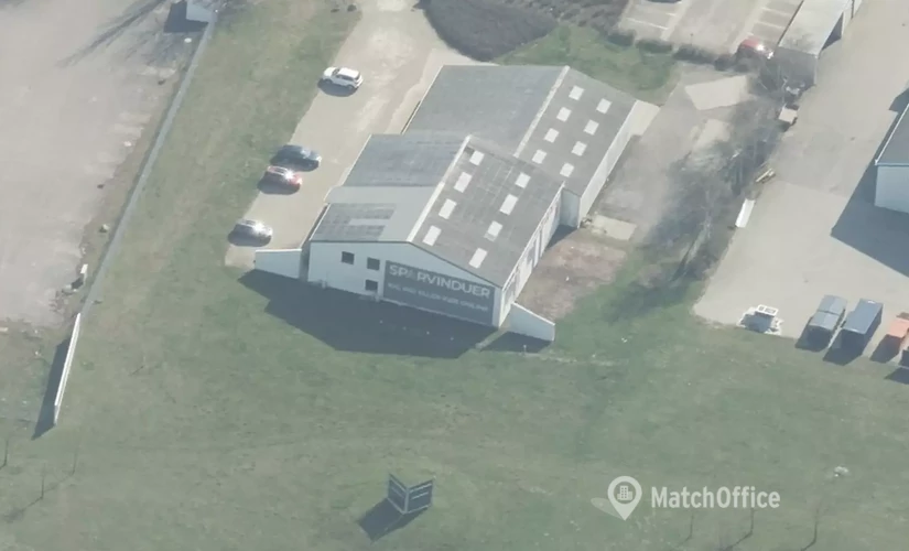 980 m² Warehouse space rental in Langeskov, Bytoften 8 (5550) - 1 | MatchOffice.com
