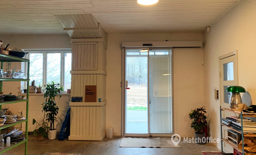 210 m² Warehouse space up for rent in Odense S, Bramstrup 20 (5792) - 1 | MatchOffice.com