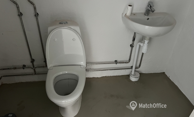 Kontor til leje på Hostrupsvej 21, 3400 Hillerød - 100 m² | Foto 0 - Lokalebasen.dk