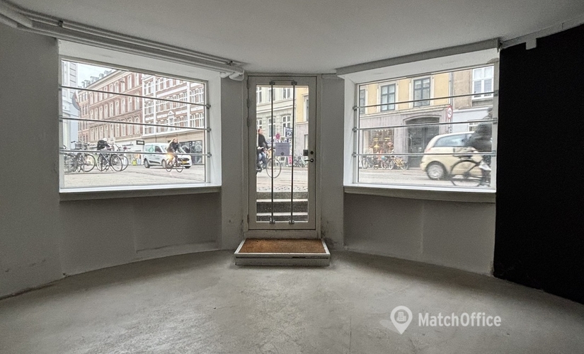 102 m² Store for rent in Copenhagen V, Vesterbrogade 79 (1620) - 1 | MatchOffice.com