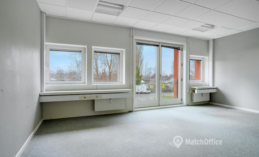 Office Pilehøj 9 3460 Birkerod