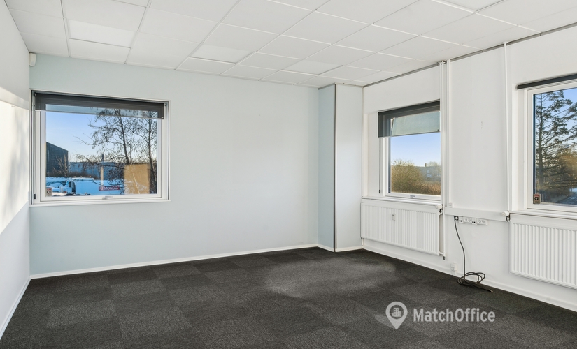 713 m² Warehouse space rental in Ishoj, Brogrenen 6 (2635) - 4 | MatchOffice.com