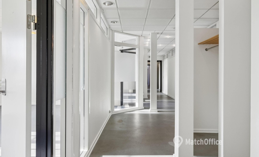 Office Banegårdspladsen 2 6000 Kolding