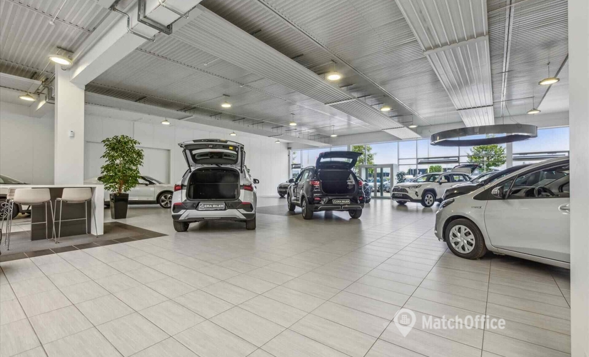 Butik til leje på Roskildevej 323, 2630 Taastrup - 2365 m² | Foto 0 - Lokalebasen