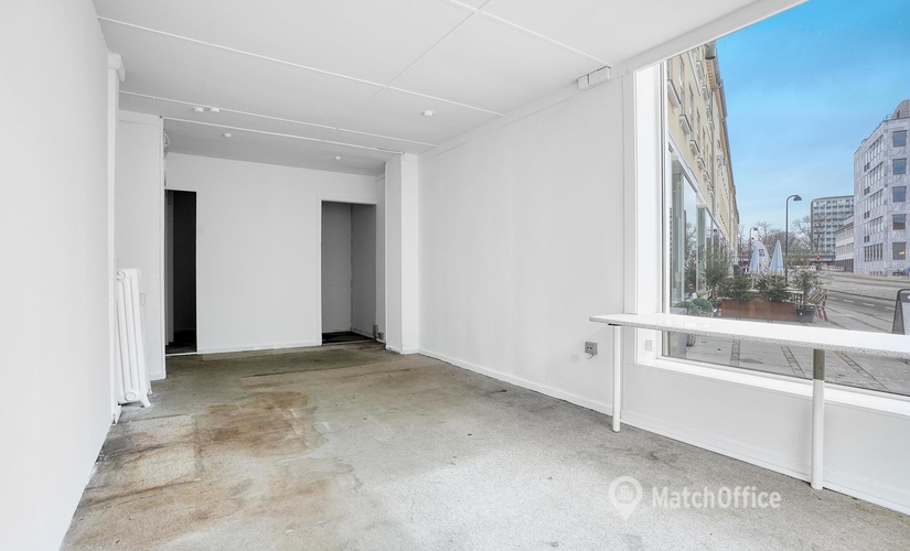 42 m² Shop for rent in Kongens Lyngby, Lyngby Torv 1 (2800) - 2 | MatchOffice.com