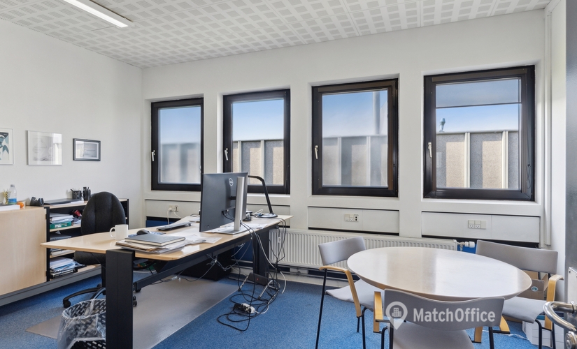 1557 m² Warehouse rental in Hvidovre, Hammerholmen 24 (2650) - 1 | MatchOffice.com